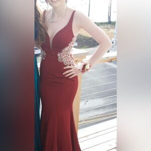 Gorgeous Maroon Formal Mermaid Style Size 6